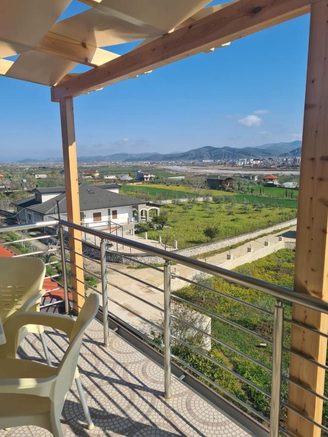 Guest House Ilir Berat Exterior photo